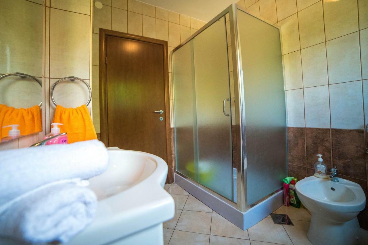Apartment Ines Sinj Eksteriør bilde